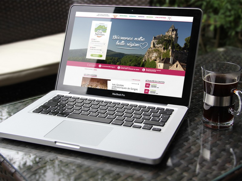 mockup d'un site internet responsive design réalisé par le CETIR